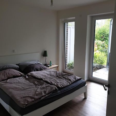 Schones Privatzimmer In Einem Neubau Oldenburg Exteriör bild